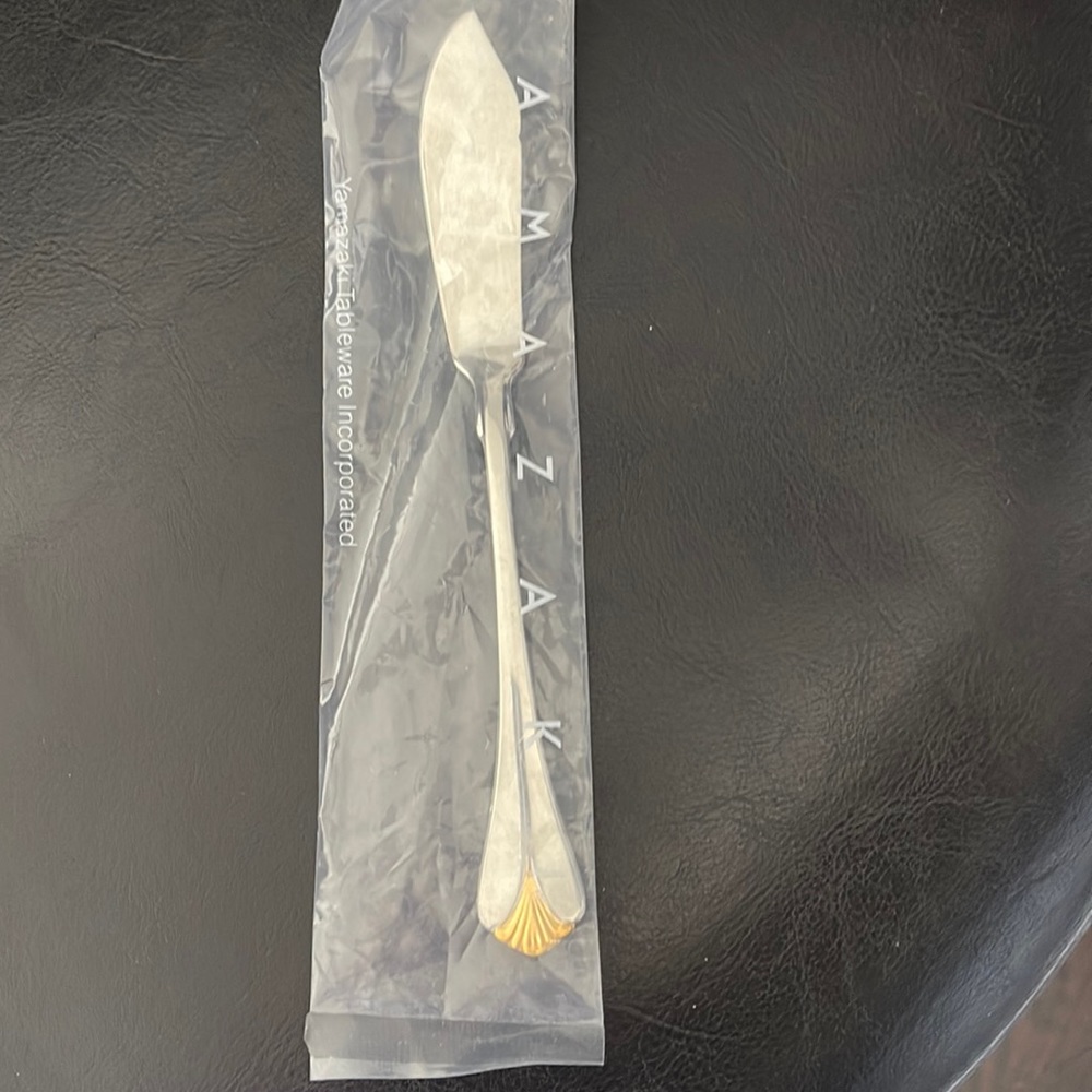 Yamazaki Cara Gold Accent Master Butter Knife